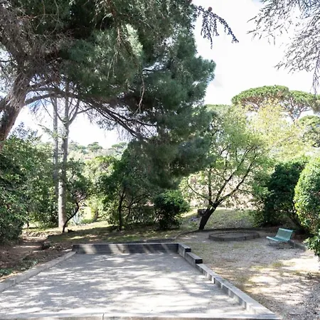 Апартаменти Cosy Studio Just A Stone's Throw From The Beach *