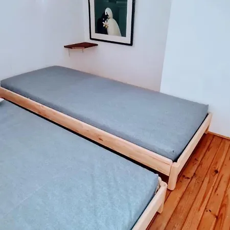 Cosy Studio Just A Stone's Throw From The Beach